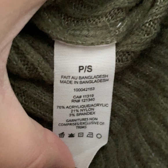 Garage Green Sweater - Picture 4 of 4